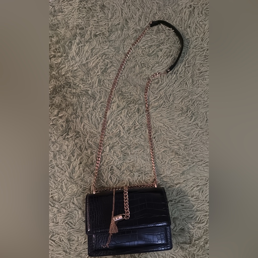 Aldo Black Croc-Embossed Chain Shoulder Bag - Picture 6 of 10